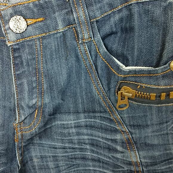 Xian Zilu Highrise Bootcut Jeans with Seaming Detail size 30 - Picture 3 of 7